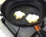 フライパンで簡単♪ネギとチーズのかき揚げ作り方5写真