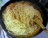 トマトクリームのチキンパスタ作り方3写真