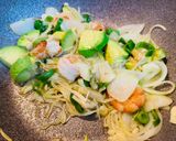 🦐エビ＆🥑アボカド入りミーゴレン風パスタ作り方3写真