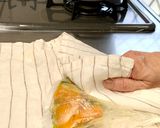 ポリ袋湯煎　かぼちゃと半熟卵ホットサラダ作り方5写真