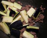 挽き肉となすの＜ポン酢＞炒め作り方1写真