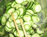 箸休めに・・・胡瓜と汐吹き昆布の和え物作り方1写真