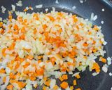 #キャベツとニンニク醤油の彩り炒飯作り方2写真