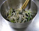 給食人気メニュー♡簡単！もやし＆小松菜で磯香和え　作り方5写真