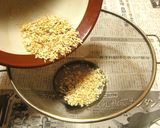コーヒーの葉を使って炊いたバケツ稲作り方4写真