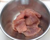 豚肉（赤み）とほうれん草のバター炒め作り方1写真