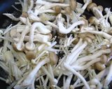 きのこたっぷりバター醤油やきそば（蕎麦）作り方2写真