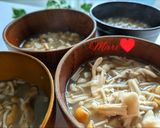 煮込まずさっと作れる！きのこの味噌汁作り方3写真