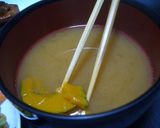 甘くて美味しい♪かぼちゃの味噌汁作り方4写真