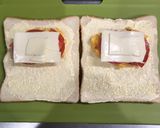 卵とトマトとチーズのホットサンド作り方4写真