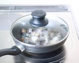 旨味➕【あさりの塩麹ワイン（酒）蒸し】作り方3写真