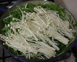 ☆簡単☆　鶏胸肉と水菜の蒸し鍋作り方2写真