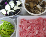 秋味♪豚肉となすと舞茸の炒め物作り方1写真