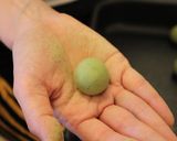 簡単ふわふわ☆餡入り抹茶＆きなこ団子作り方4写真