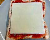 朝食に♪バジル香る簡単ピザトースト作り方2写真