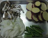 豚ばら肉とさつまいもの味噌バター炒め煮作り方1写真