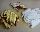 大根とさつまいもの味噌汁作り方1写真