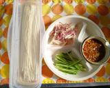 簡単♡胡瓜と茗荷のピリ辛なめ茸そうめん♪作り方2写真