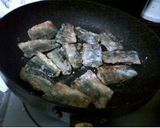 カリカリ美味しいサンマ唐揚げ♪蒲焼きにも作り方2写真