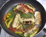 餃子とパプリカの味ポン炒め作り方4写真