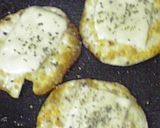 餃子の皮で★チーズ+塩とパセリ焼き★作り方4写真