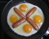 みりん醤油で♪甘辛ウインナーエッグ！作り方3写真