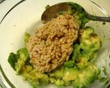 混ぜるだけ♪アボガ丼作り方3写真