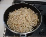 包丁いらず！簡単もやし焼きそば作り方1写真