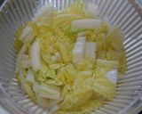 やみつき☆しゃきしゃき白菜と塩昆布サラダ作り方2写真