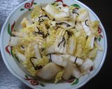 やみつき☆しゃきしゃき白菜と塩昆布サラダ作り方3写真