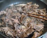 フライパンで作る牛丼♪キンピラごぼう乗せ作り方2写真