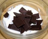 材料４つ。なめらか生チョコチーズキューブ作り方3写真