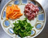 学校給食人気No.1☆キムチチャーハン作り方1写真