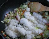 野菜炒めの素でチャーハン作り方2写真