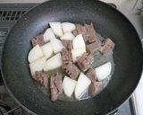 ピリ辛！こんにゃくと大根の炒めもの作り方3写真