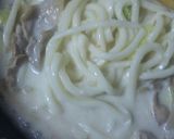 クリームシチューで焼きうどん♪作り方5写真