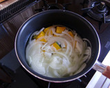 ☆簡単！かぼちゃと玉ねぎのスープ☆作り方2写真