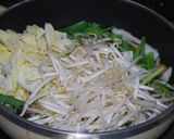 フライパンで　野菜たっぷり味噌ラーメン作り方2写真