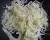 給料日前✿タマネギと焼き鮭のスパゲッティ作り方2写真