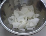 大根わかめ大豆の天かすめんつゆサラダ作り方1写真