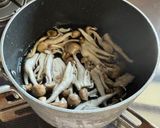 しめじ（きのこ）と玉子のコンソメスープ作り方3写真