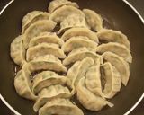 誰でも簡単☆パリパリ餃子の焼き方作り方3写真