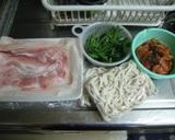 お手軽★豚キムチうどん作り方1写真