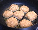ホワイトソースで煮込みハンバーグ作り方3写真