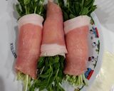 豚肉ロースの豆苗チーズ巻作り方2写真