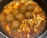 肉団子のチーズ入りケチャップ煮作り方3写真