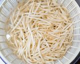 新わかめ(自家乾燥)、もやし、竹輪の炒め作り方5写真