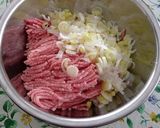 たこ焼き器で焼く☆ジューシー肉団子☆作り方1写真