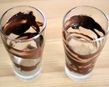 バリ島のアボカド チョコ バナナジュース作り方3写真