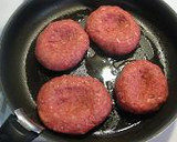 蒸し焼きでふっくら和風のキノコハンバーグ作り方7写真